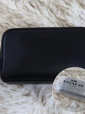 + Video NWT  Coach Small Travel Kit  Style No. CAT30